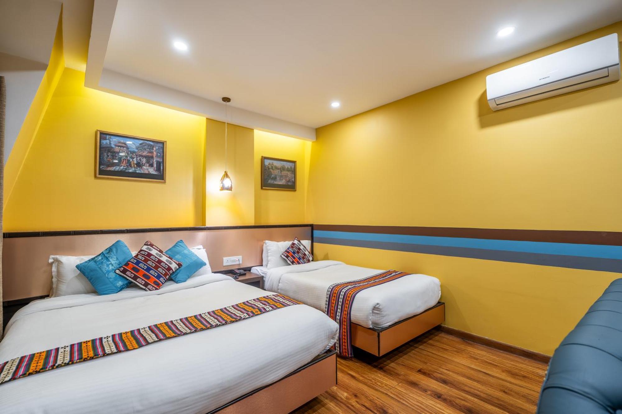 Hotel Yukhang Kathmandu Esterno foto
