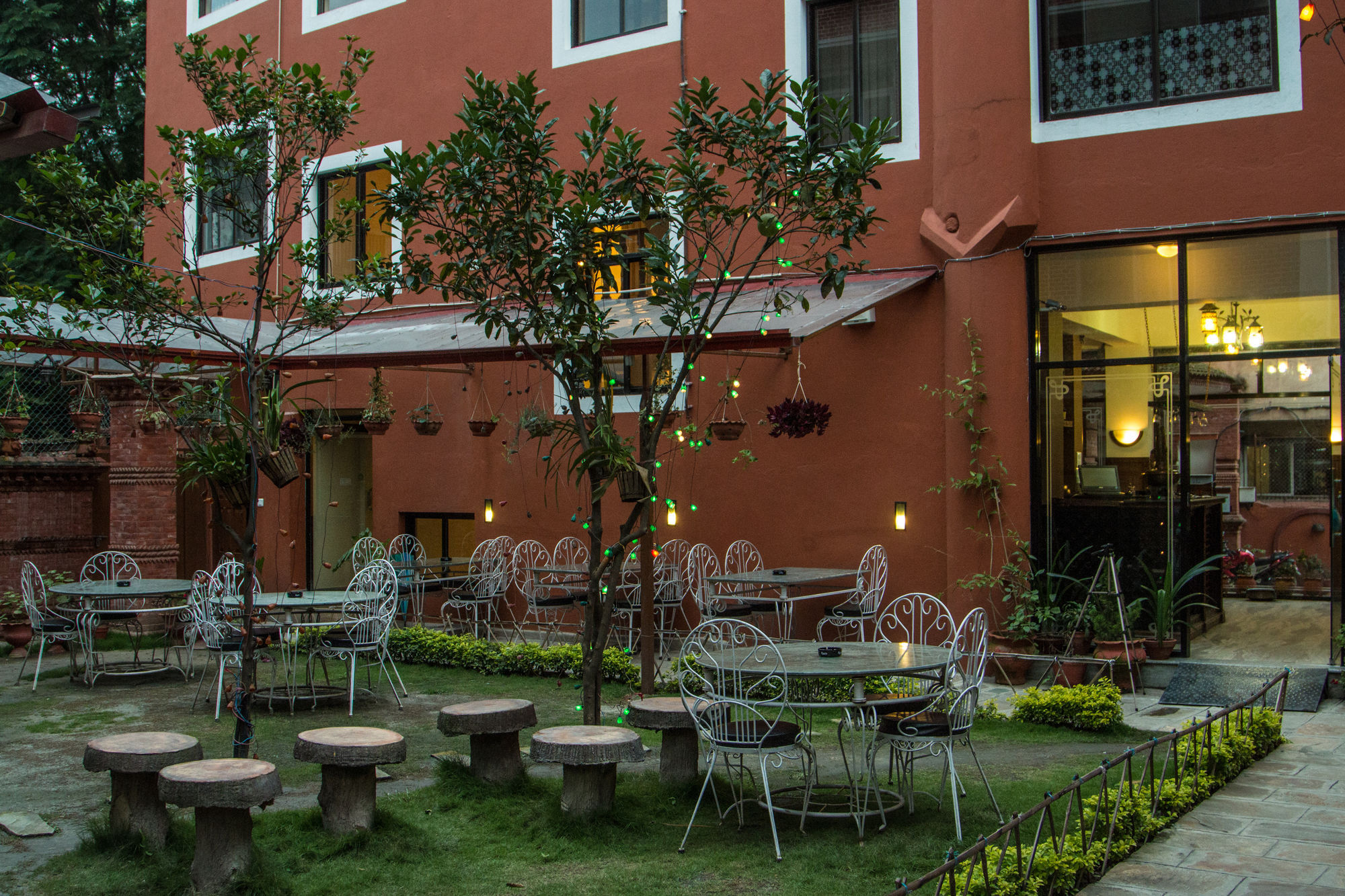Hotel Yukhang Kathmandu Esterno foto