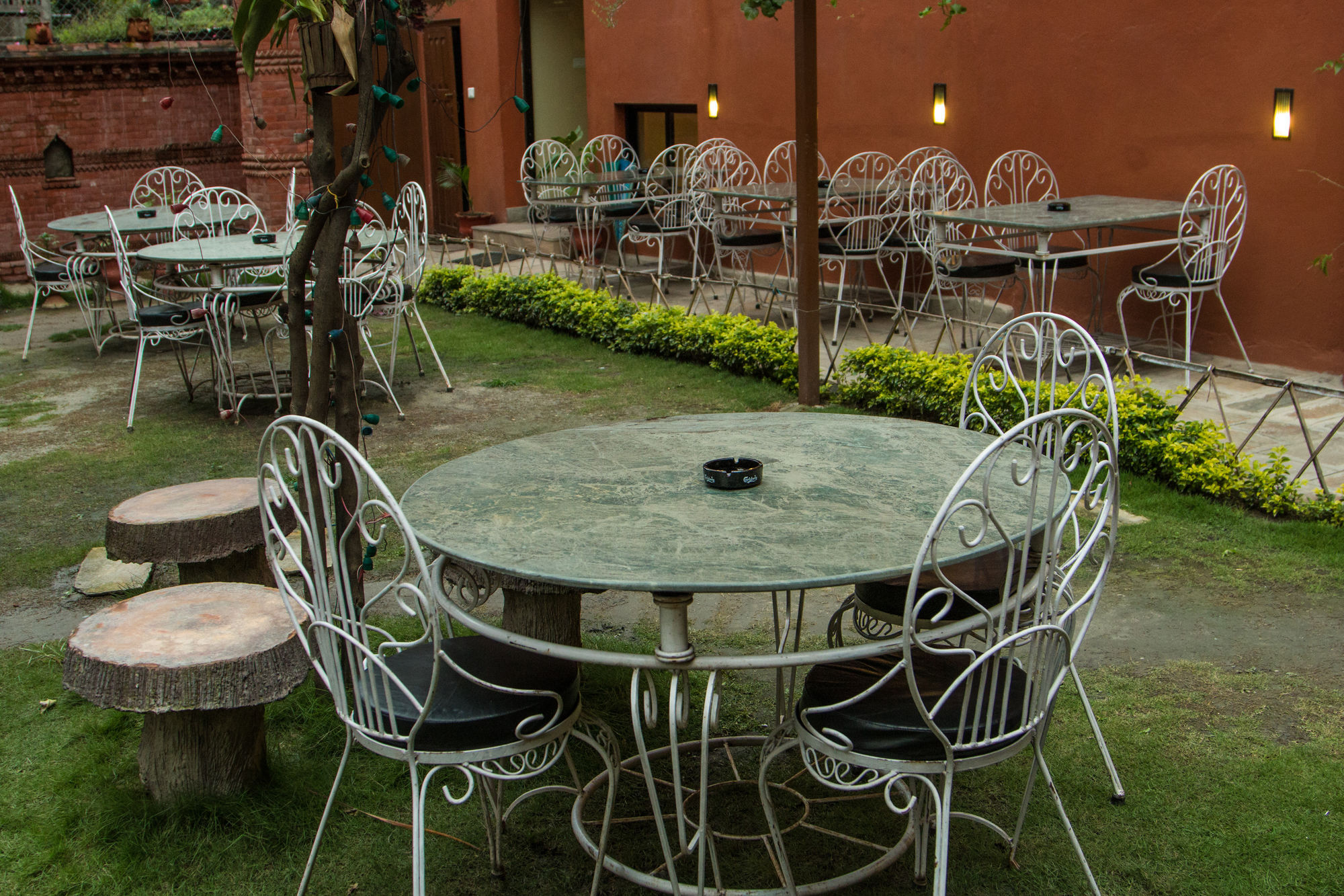 Hotel Yukhang Kathmandu Esterno foto